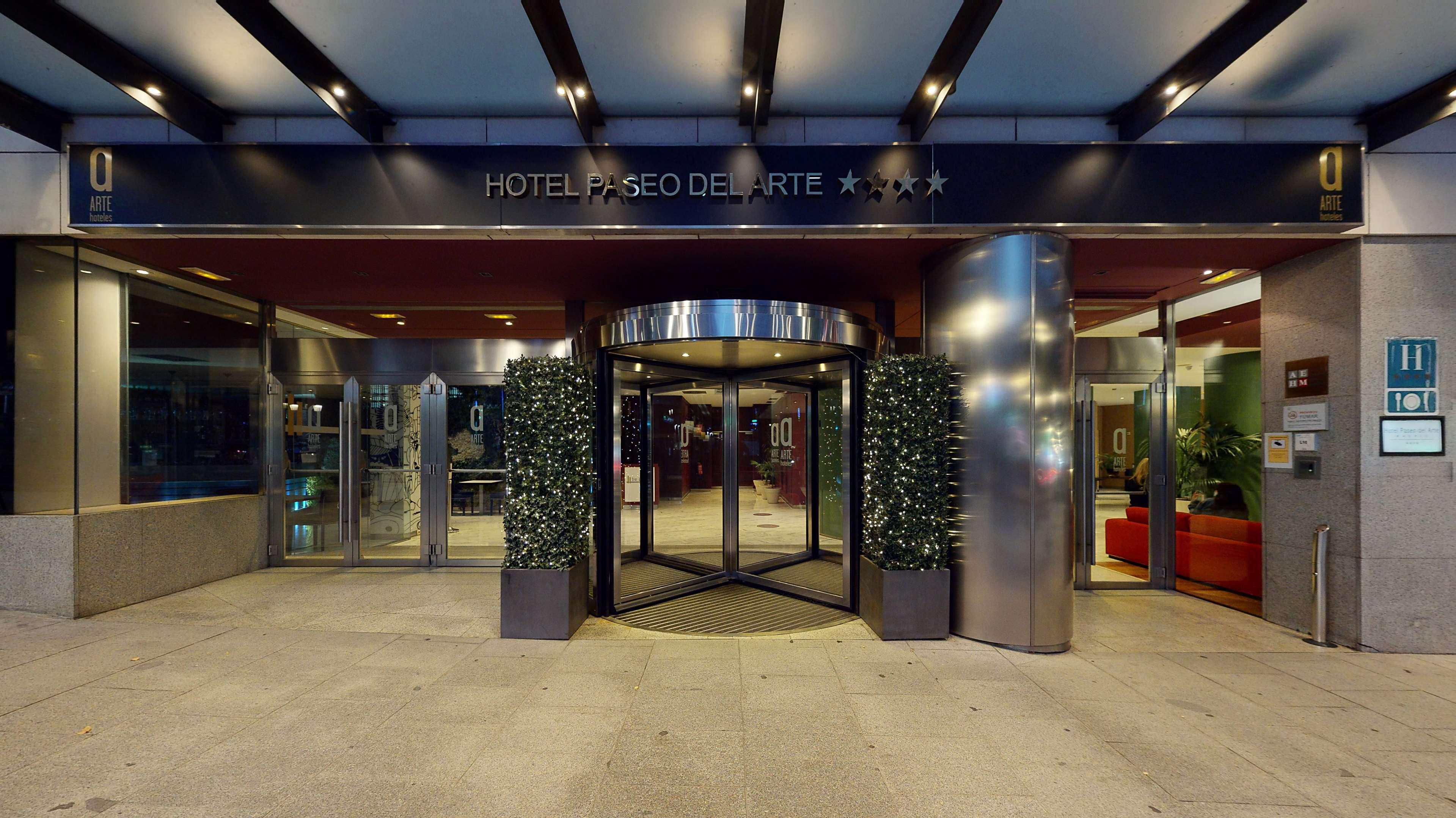 Radisson Red Madrid Hotel Exterior photo