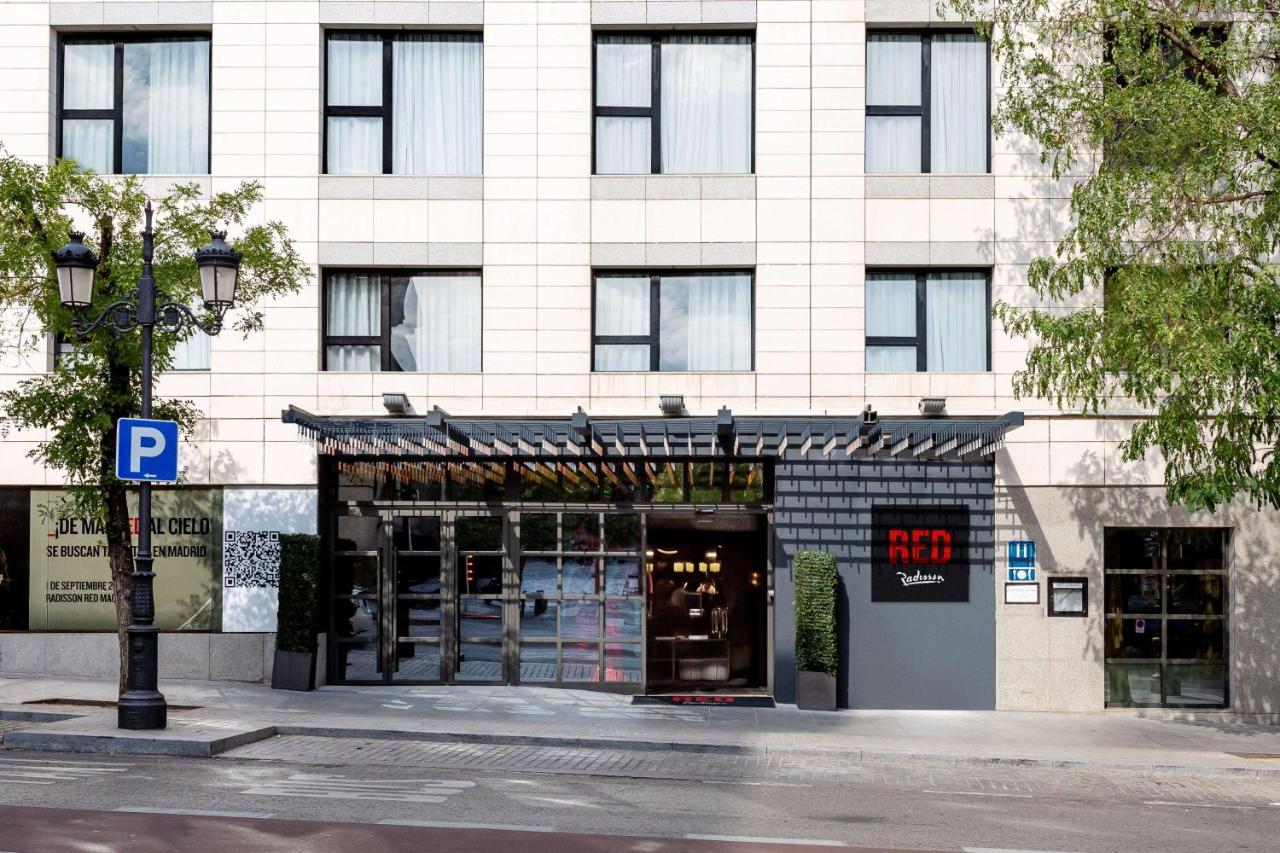 Radisson Red Madrid Hotel Exterior photo